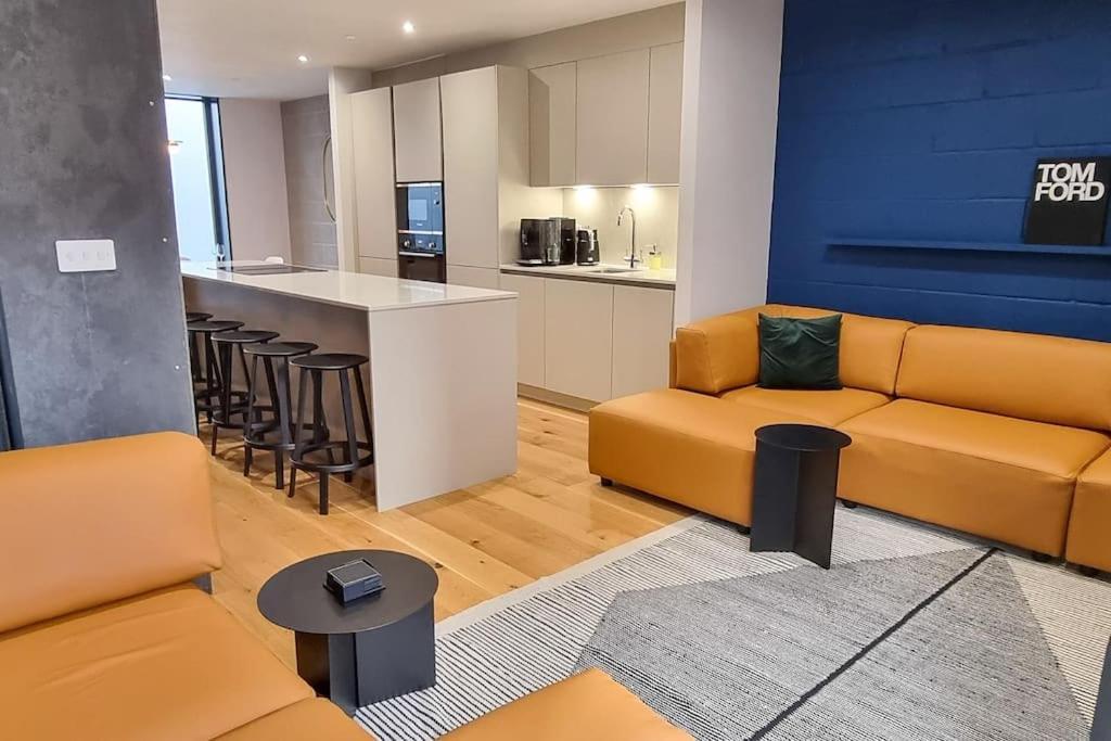 Hébergement de vacances Free Parking - Roof Terrace - Luxury Townhouse *